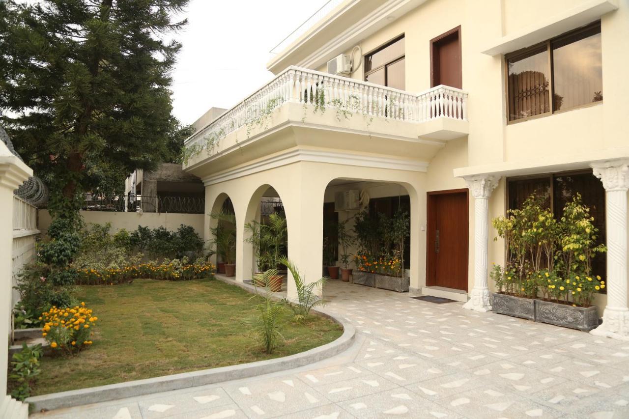 Royal Grace Guest House イスラマバード エクステリア 写真